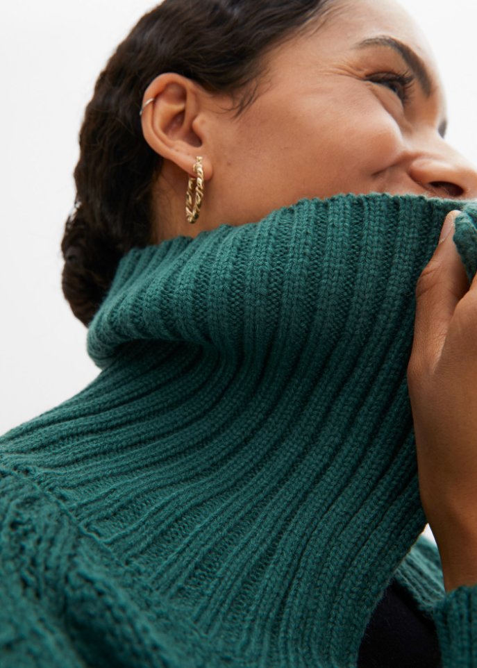 Strickmantel aus Zopfstrick
