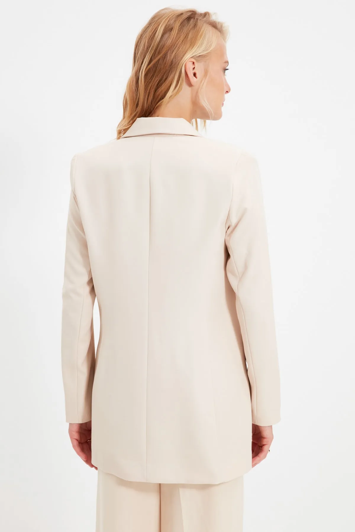 Trendyol Collection  Beige, übergroße, gefütterte Blazerjacke aus Webstoff TWOAW20CE0130