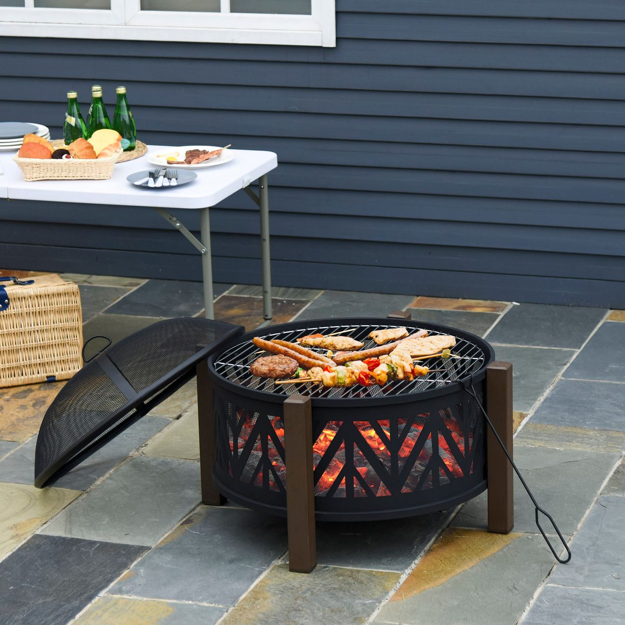 Outsunny Feuerschale Feuerkorb mit Funkenschutz Grillrost Garten BBQ Braun