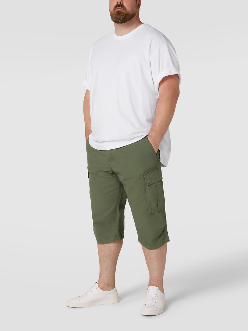 PLUS SIZE Cargoshorts im Loose Fit in olivgrün
