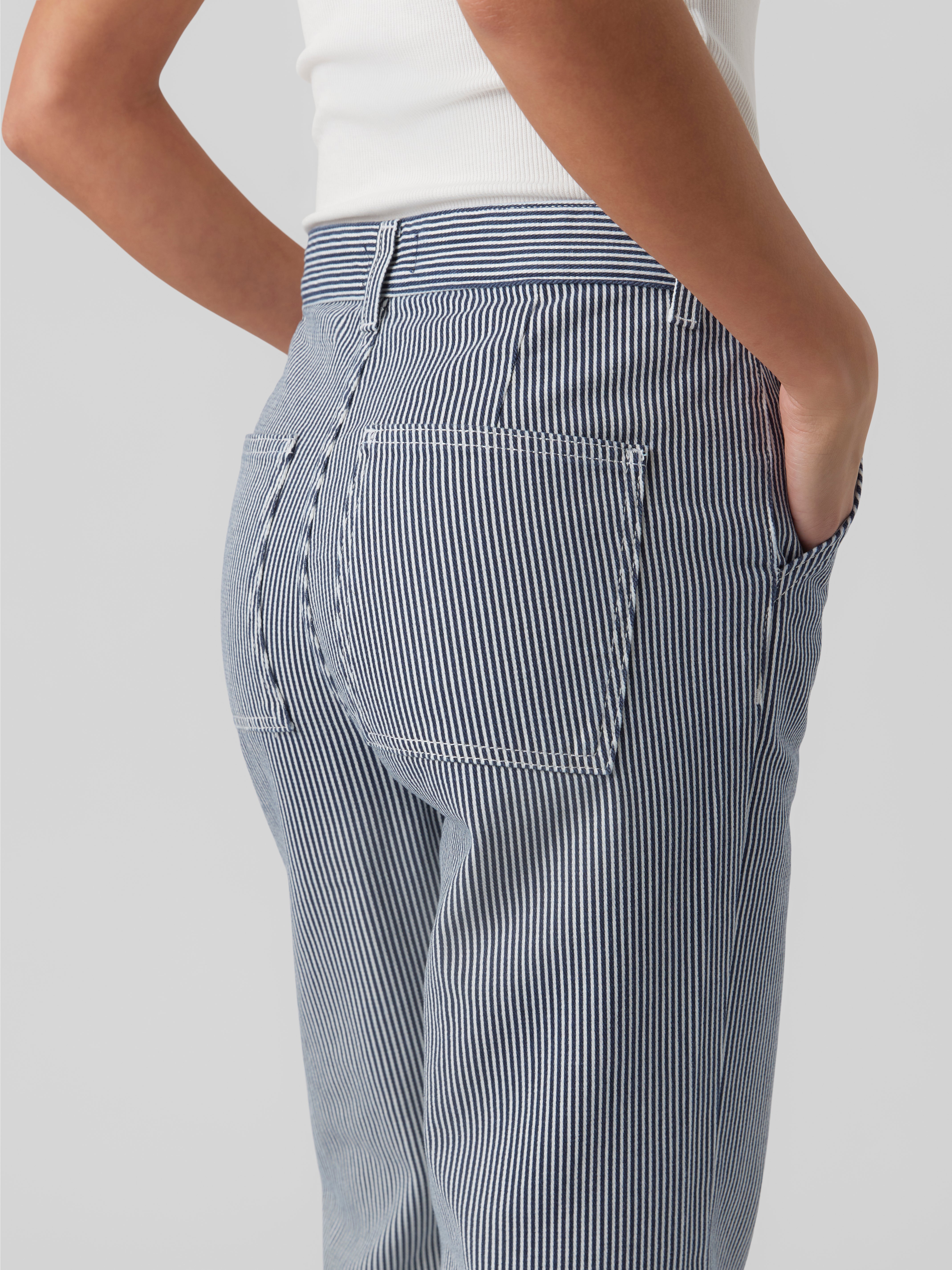 VMMARTHA Mid Rise Locker geschnitten Jeans