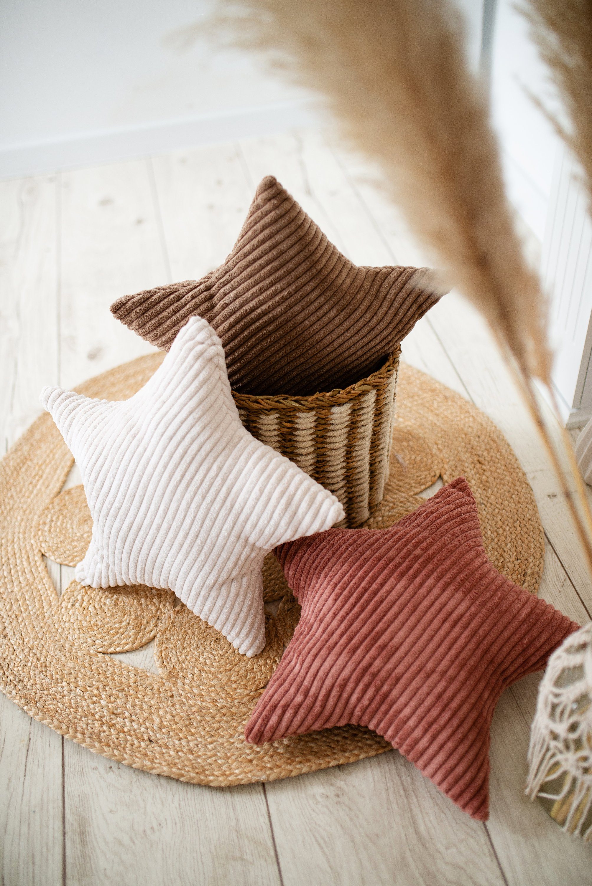 Rainbow Kids Dekokissen Cord Kissen Boho Home Decor Kinderkissen Samtweich Sternkissen, Made in EU