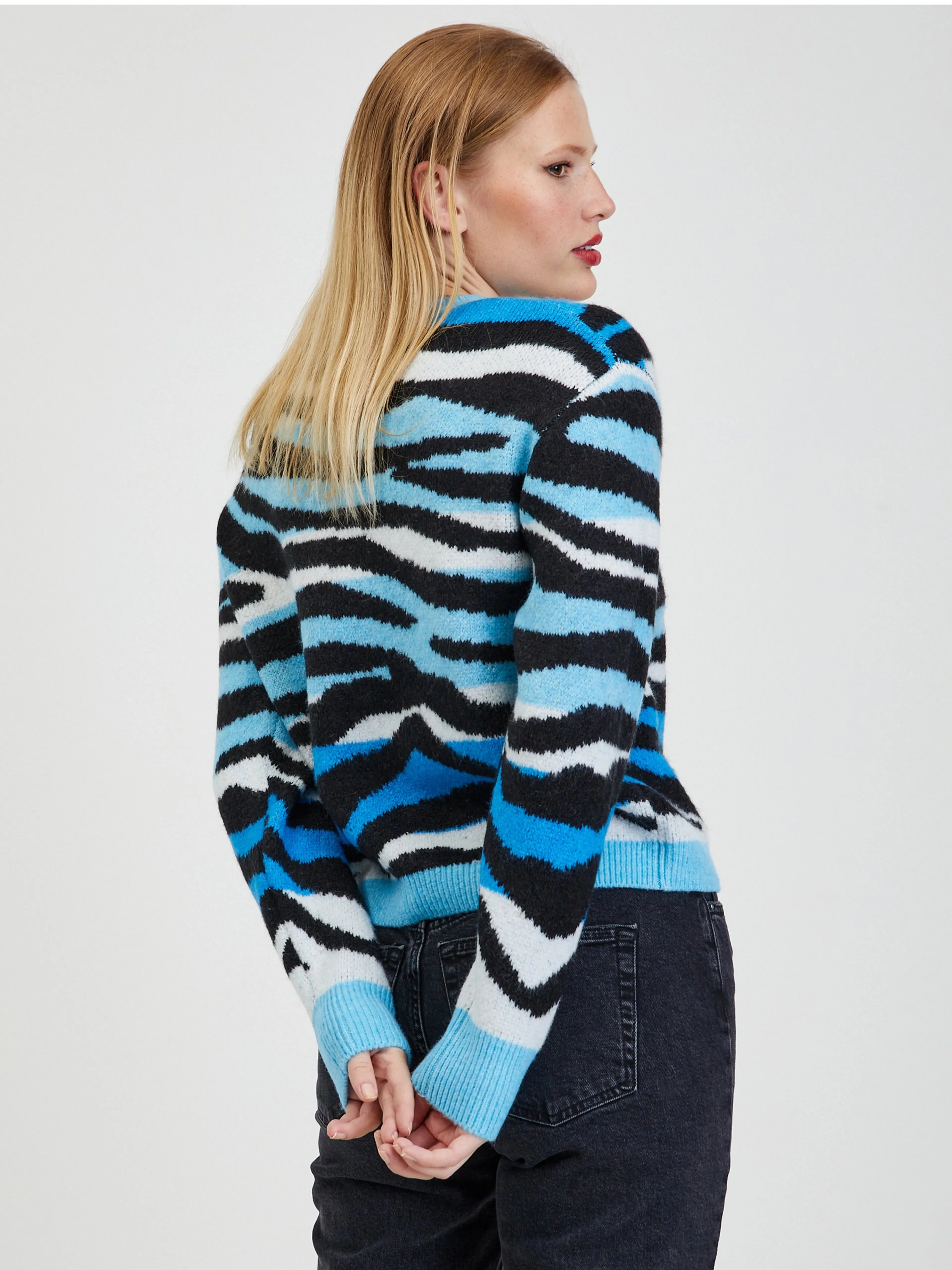 Schwarz-blau gemusterter Damenpullover ORSAY