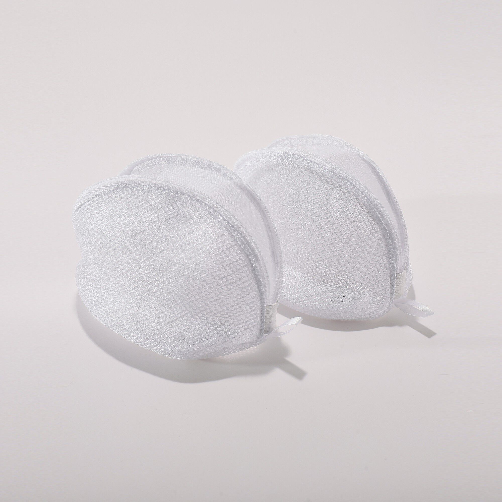 Filet blanc spécial soutien-gorge