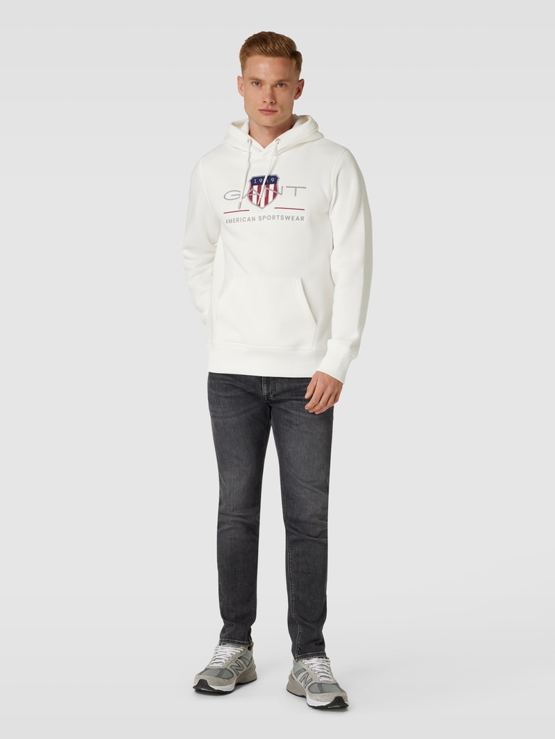 Hoodie mit Label-Stitching Modell 'ARCHIVE SHIELD' in offwhite