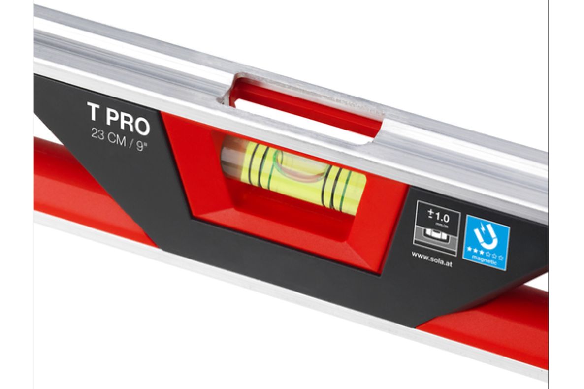 Sola 01430701 T-PRO Nivelă magnetică cu torpilă din aluminiu și plastic 23 cm