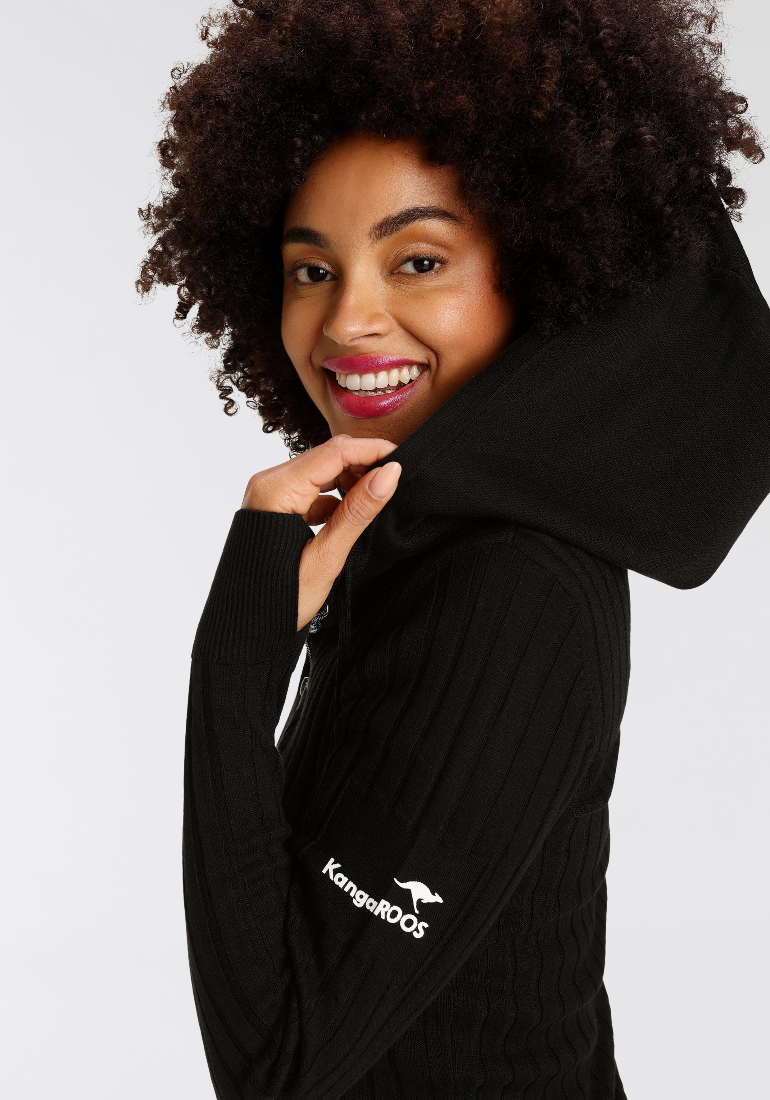 KangaROOS Kapuzenstrickjacke im sportiven Design mit Reißverschluss - NEUE KOLLEKTION