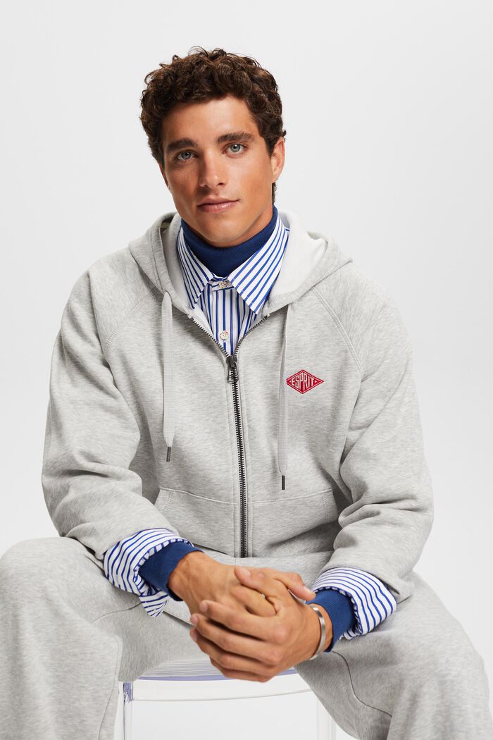 Hoodie mit Logostickerei
