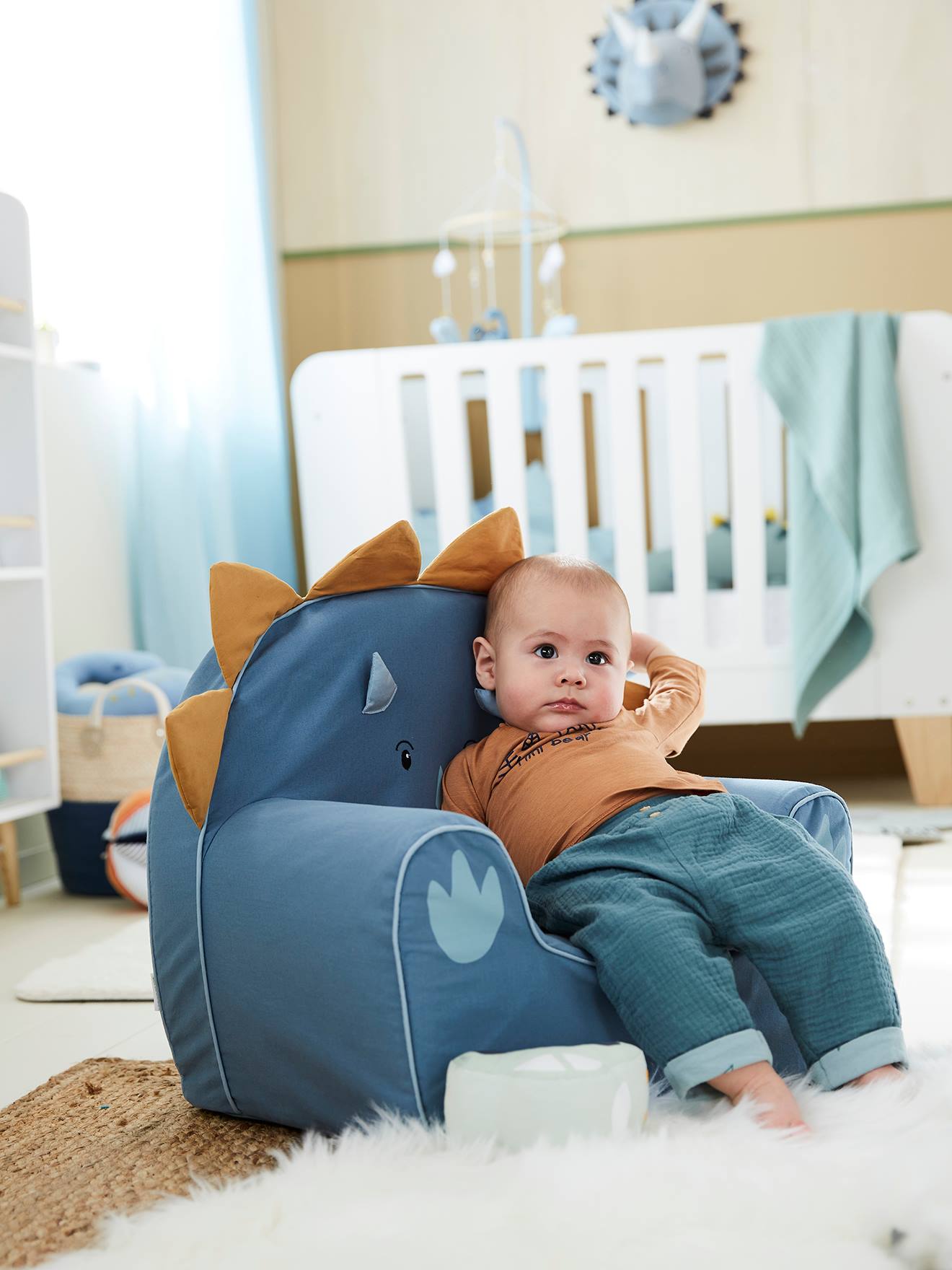 Vertbaudet Kinderzimmer Sessel in Dino-Form, Triceratops, personalisierbar - blau/karamell
