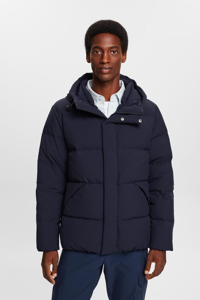 Daunenjacke mit Kapuze