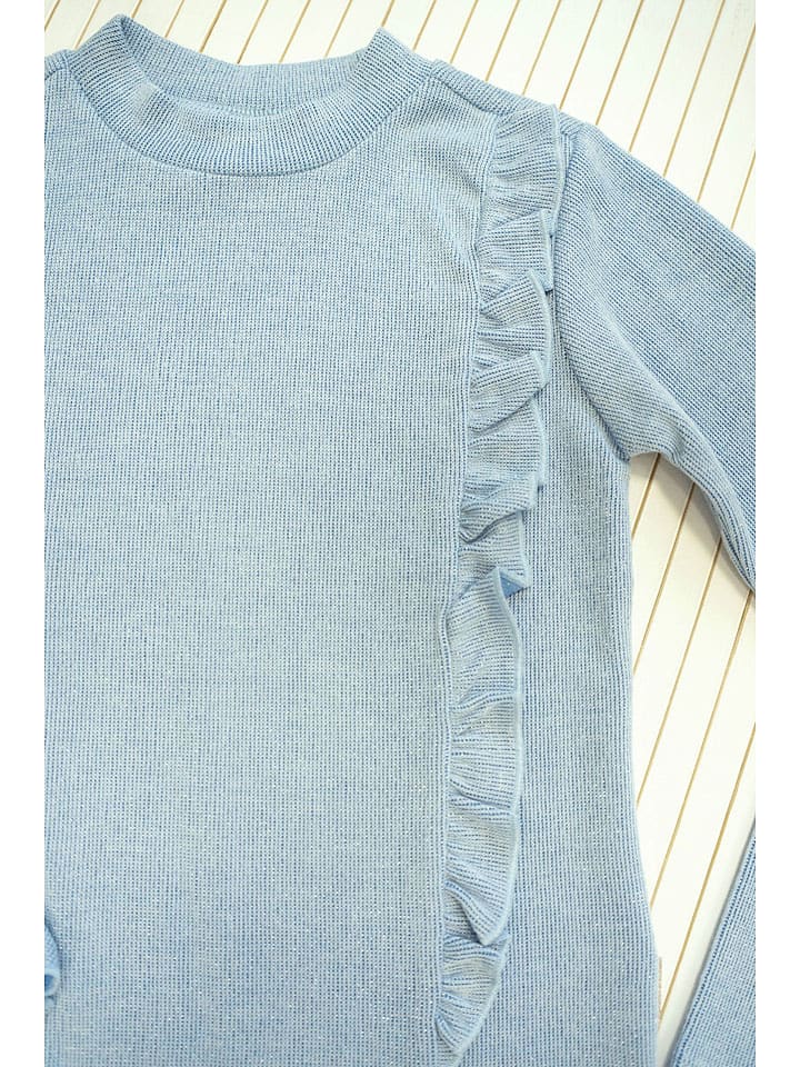 B.Nosy Bluse 