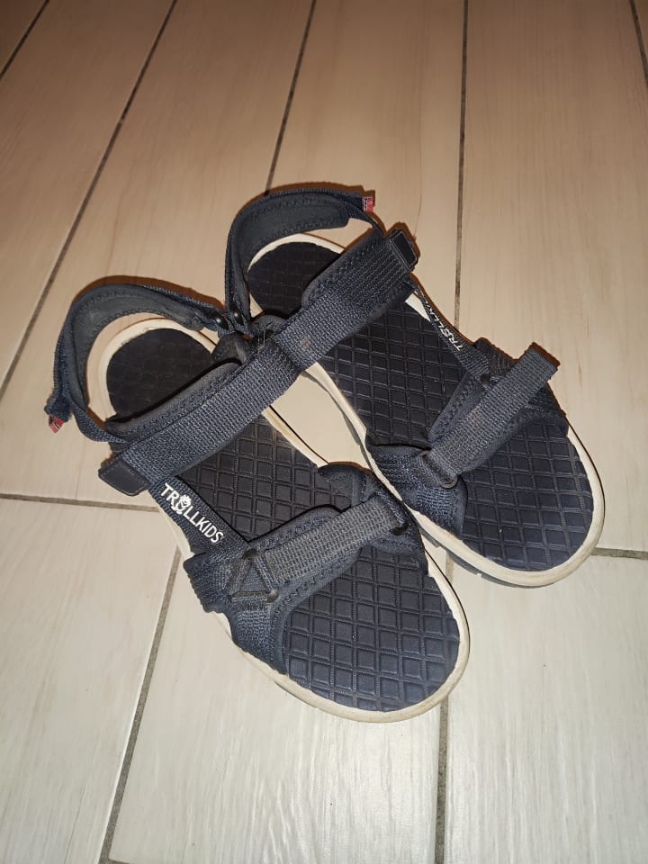 Trollkids Sandalen 