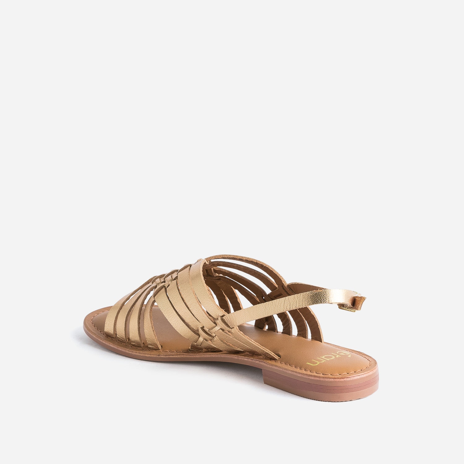 Sandale dorée en cuir tressé