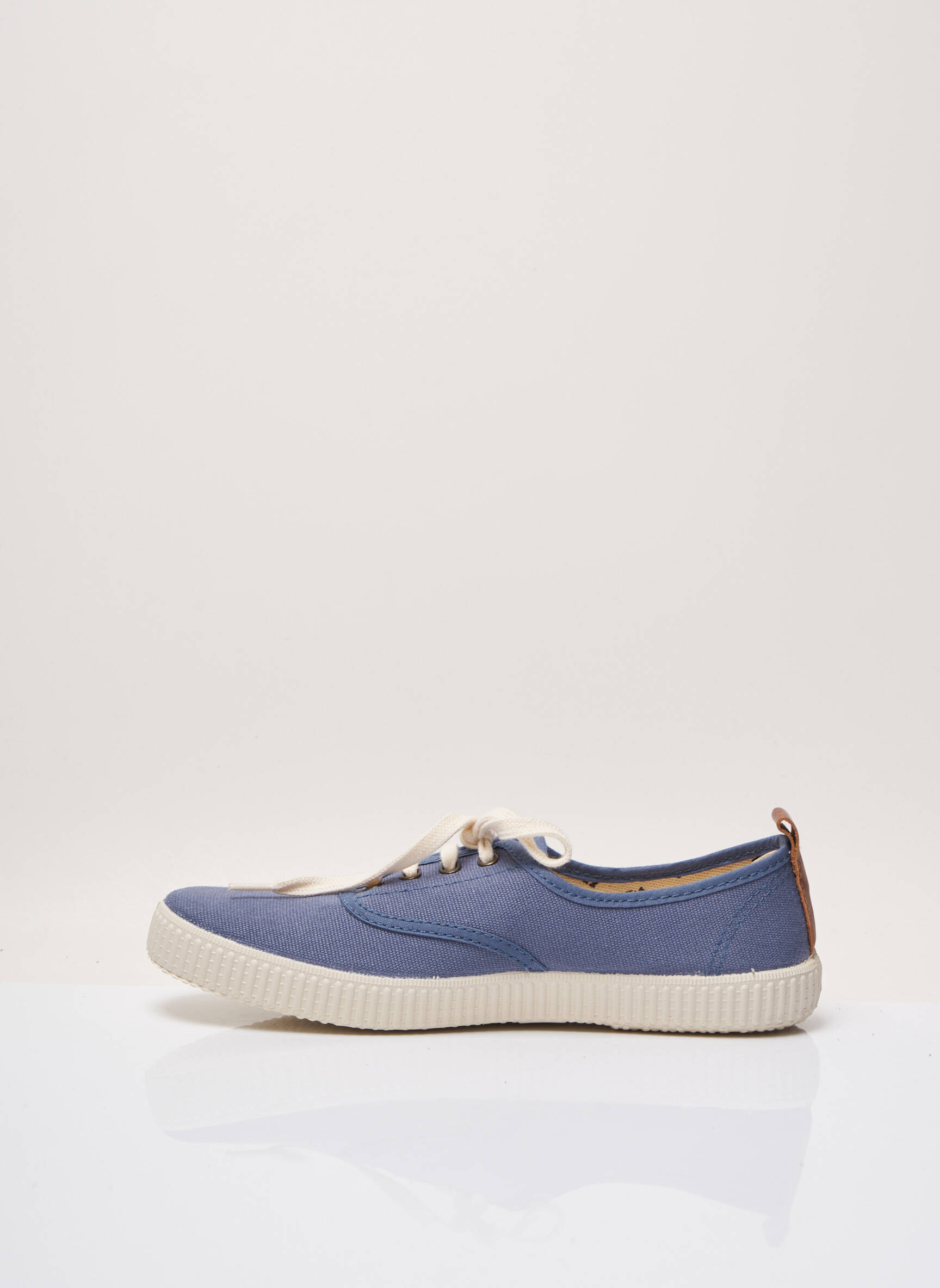 Victoria Baskets Femme couleur bleu