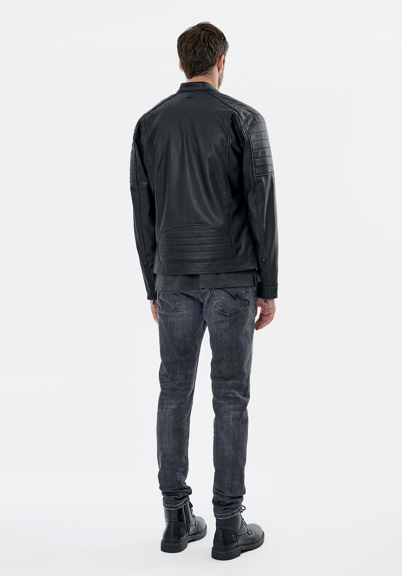VASKA  Veste en simili cuir noir homme