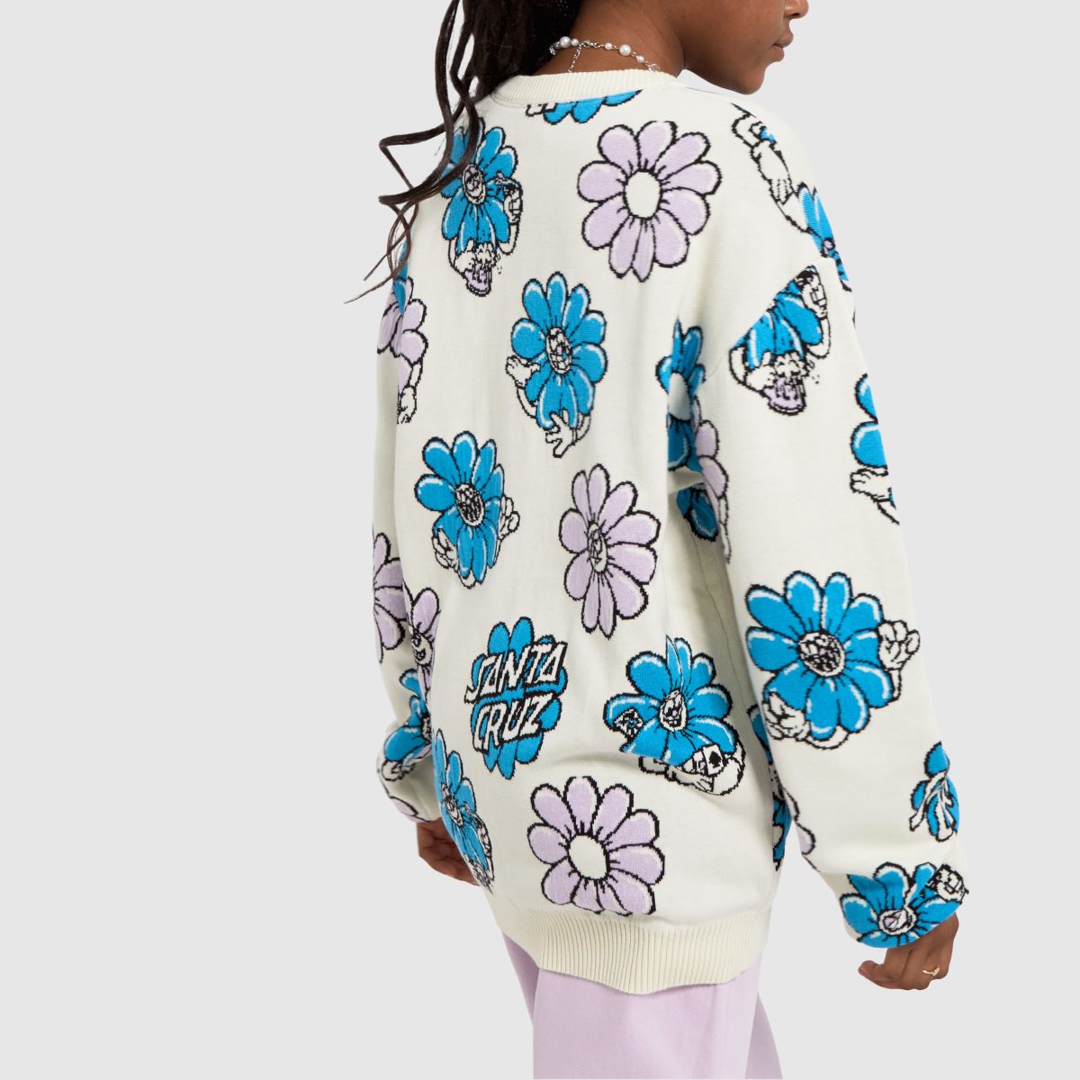 Santa Cruz – Stickad t-shirt med vildblommor i flera färger