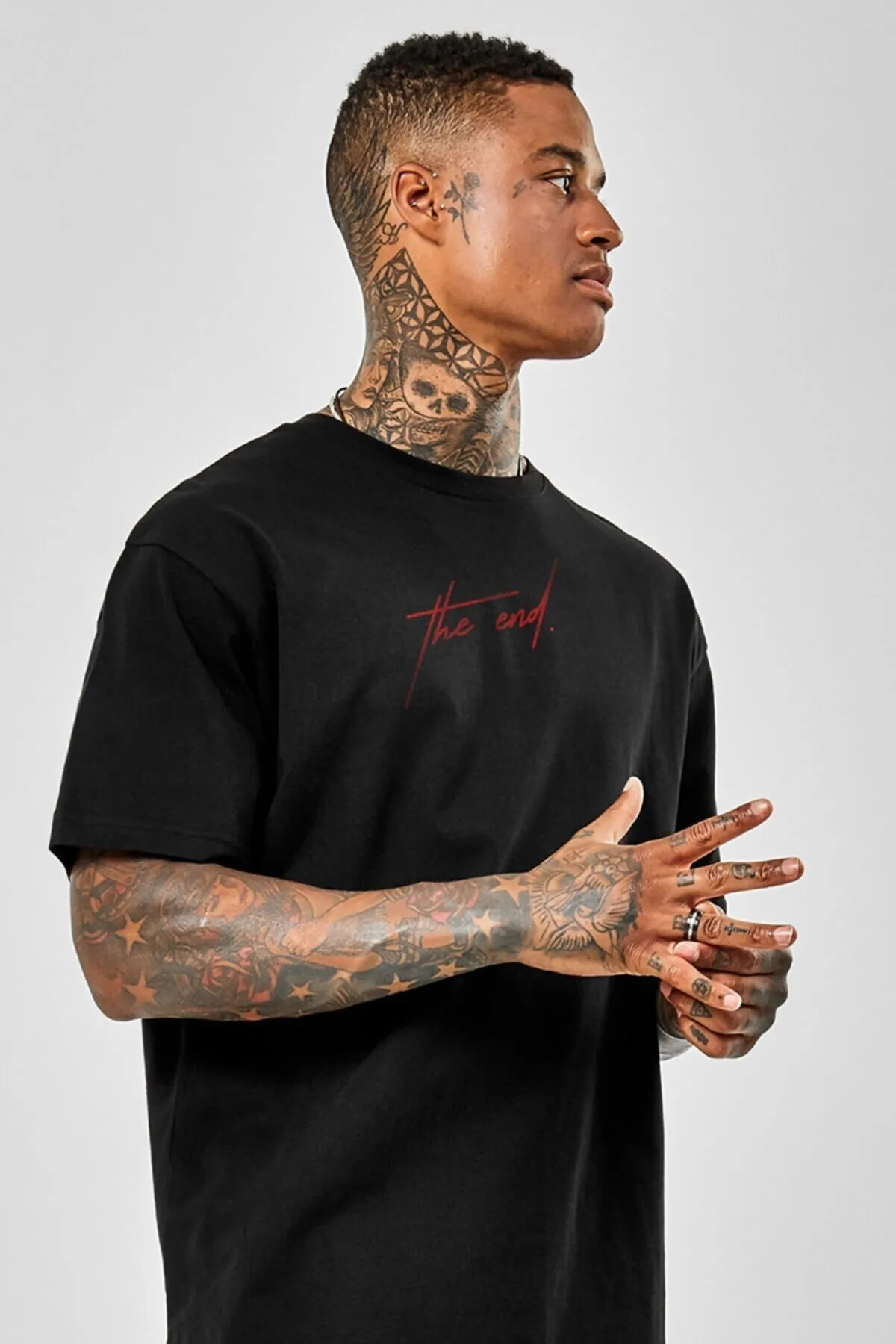 MOONBULL  Übergroßes Unisex-T-Shirt mit „The End“-Aufdruck