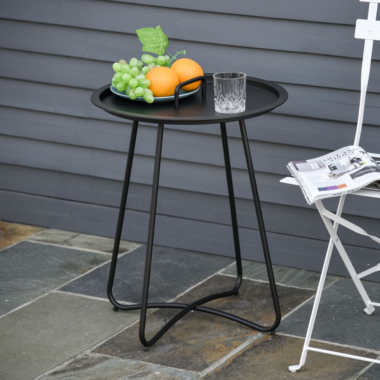 Outsunny Beistelltisch für Garten Couchtisch Kaffeetisch mit Tragegriff Wohnzimmer Metall Schwarz Ø46 x 56H cm