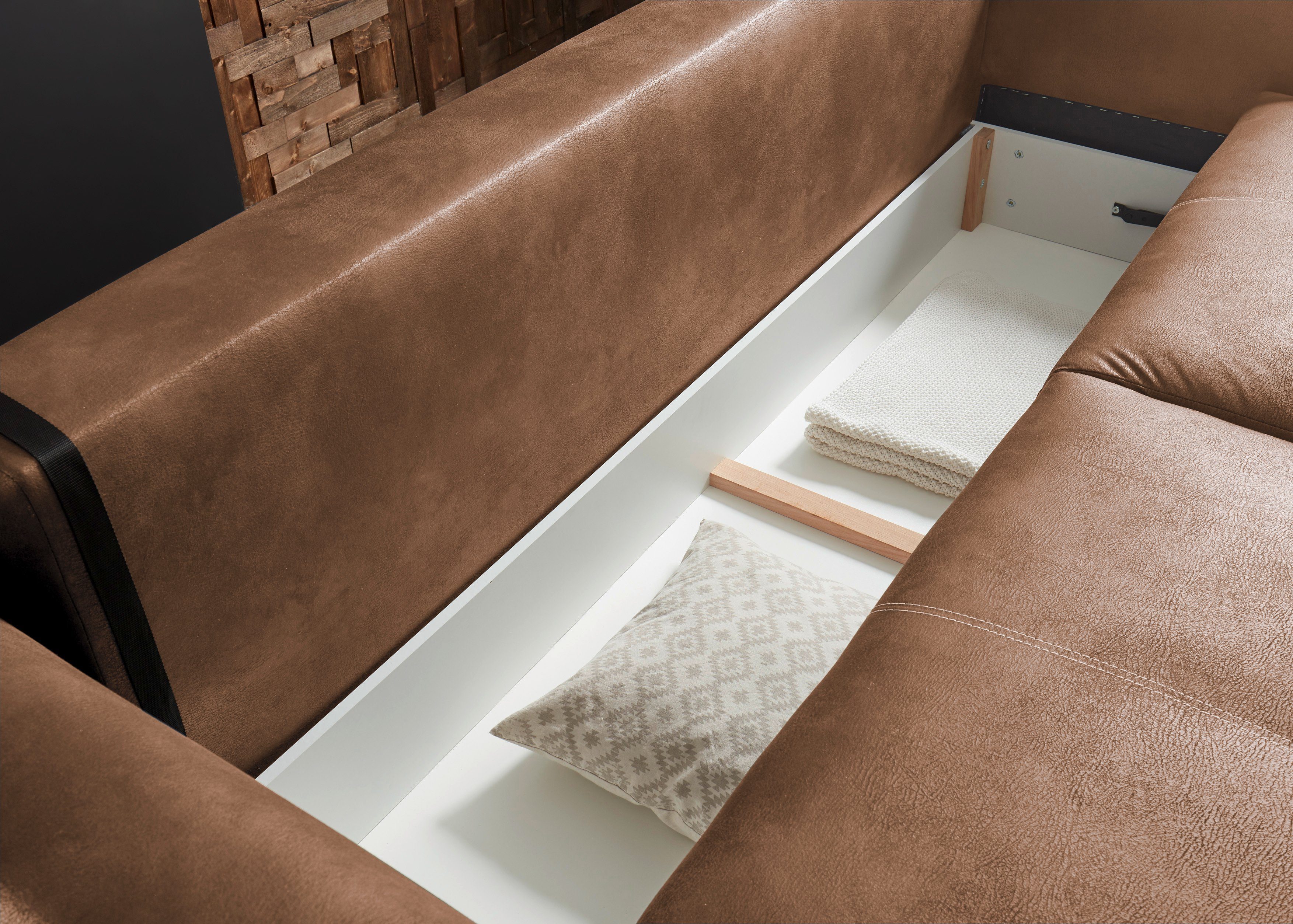 ED EXCITING DESIGN Schlafsofa Dolan, mit Bettfunktion und Bettkasten, sowie Rücken- und Zierkissen