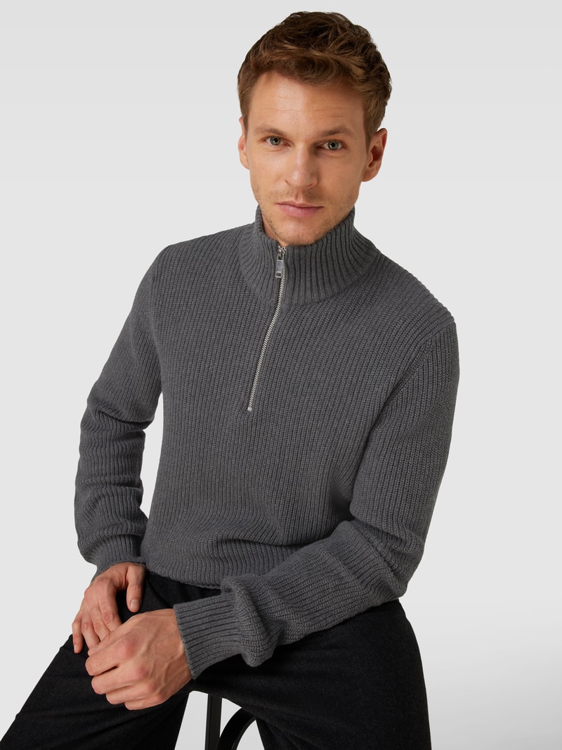 Strickpullover mit Stehkragen in dunkelgrau meliert