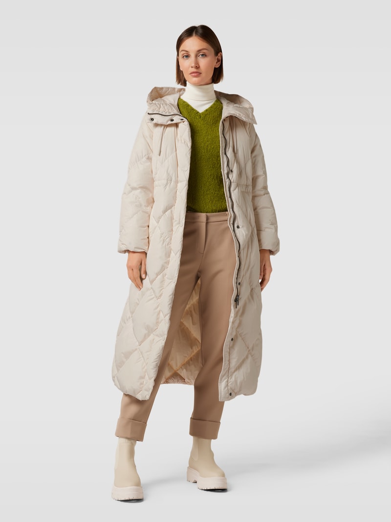 Steppmantel mit Eingrifftaschen Modell 'MIRANO' in offwhite