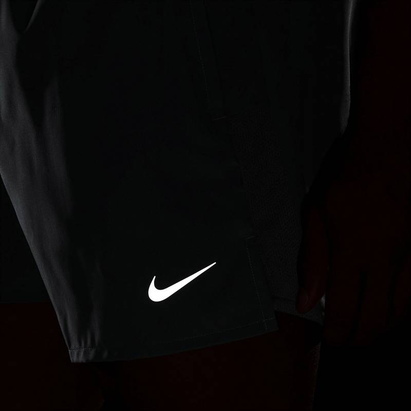 Nike Challenger Funktionsshorts Herren