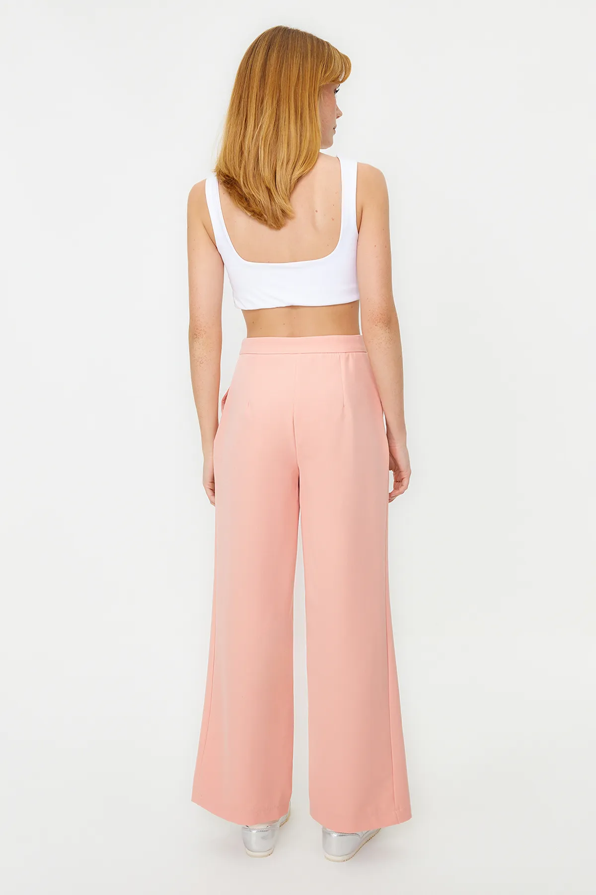 Trendyol Collection  Staubige Rose-Hose mit weitem Bein TWOAW22PL0139