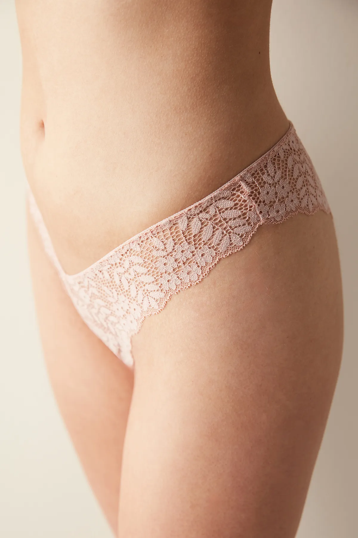 Penti  Brasilianisches Höschen „Luna V Cut Dried Rose“