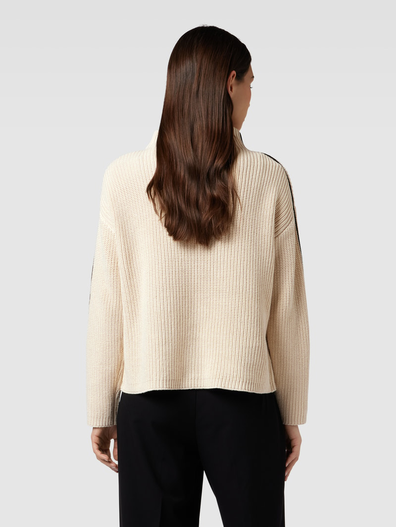 Strickpullover mit Stehkragen Modell 'Puntsi' in ecru
