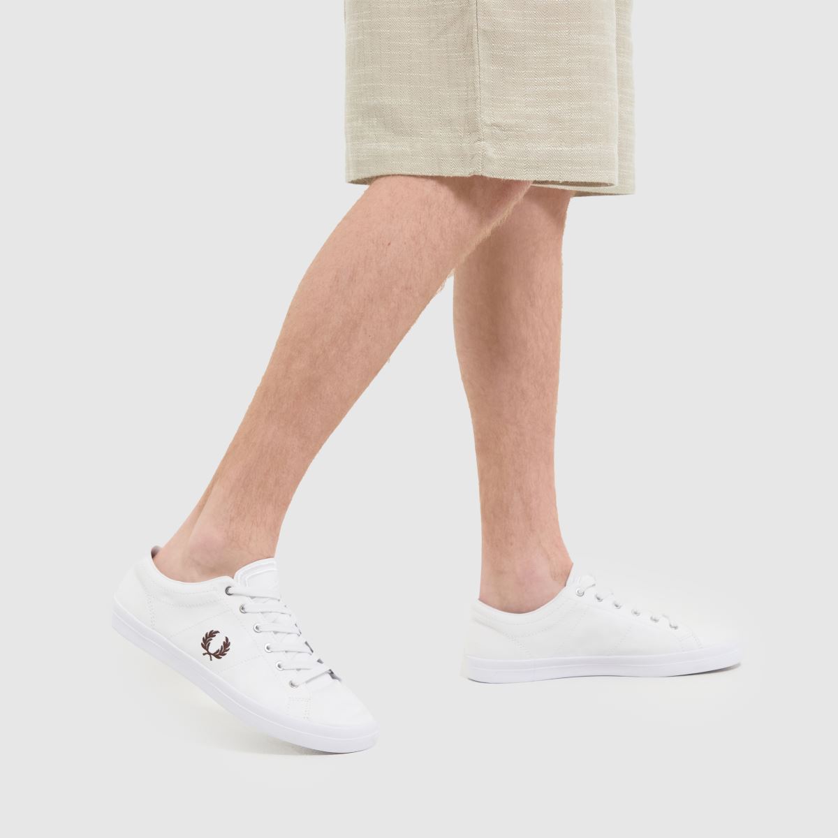 Fred Perry – Vita baseline-sneakers i twill