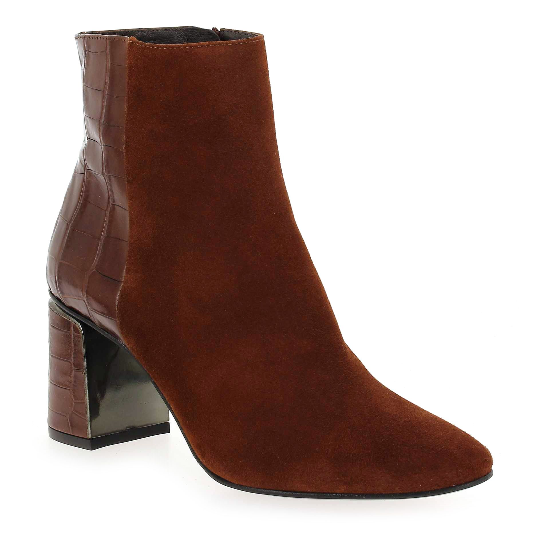 J Hay  2880 - Cognac