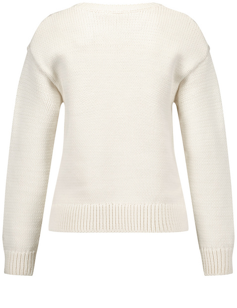 Moderner Strickpullover mit Lochstrickdetails