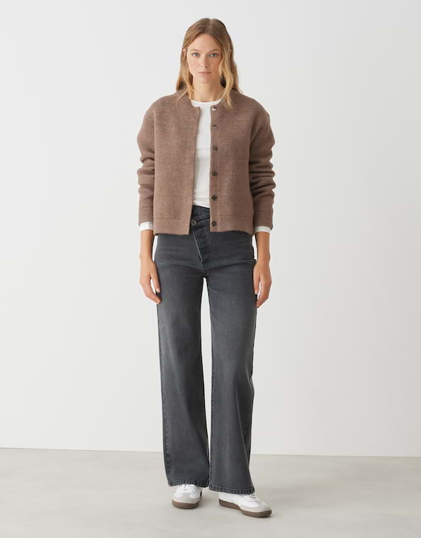 Cardigan Domba