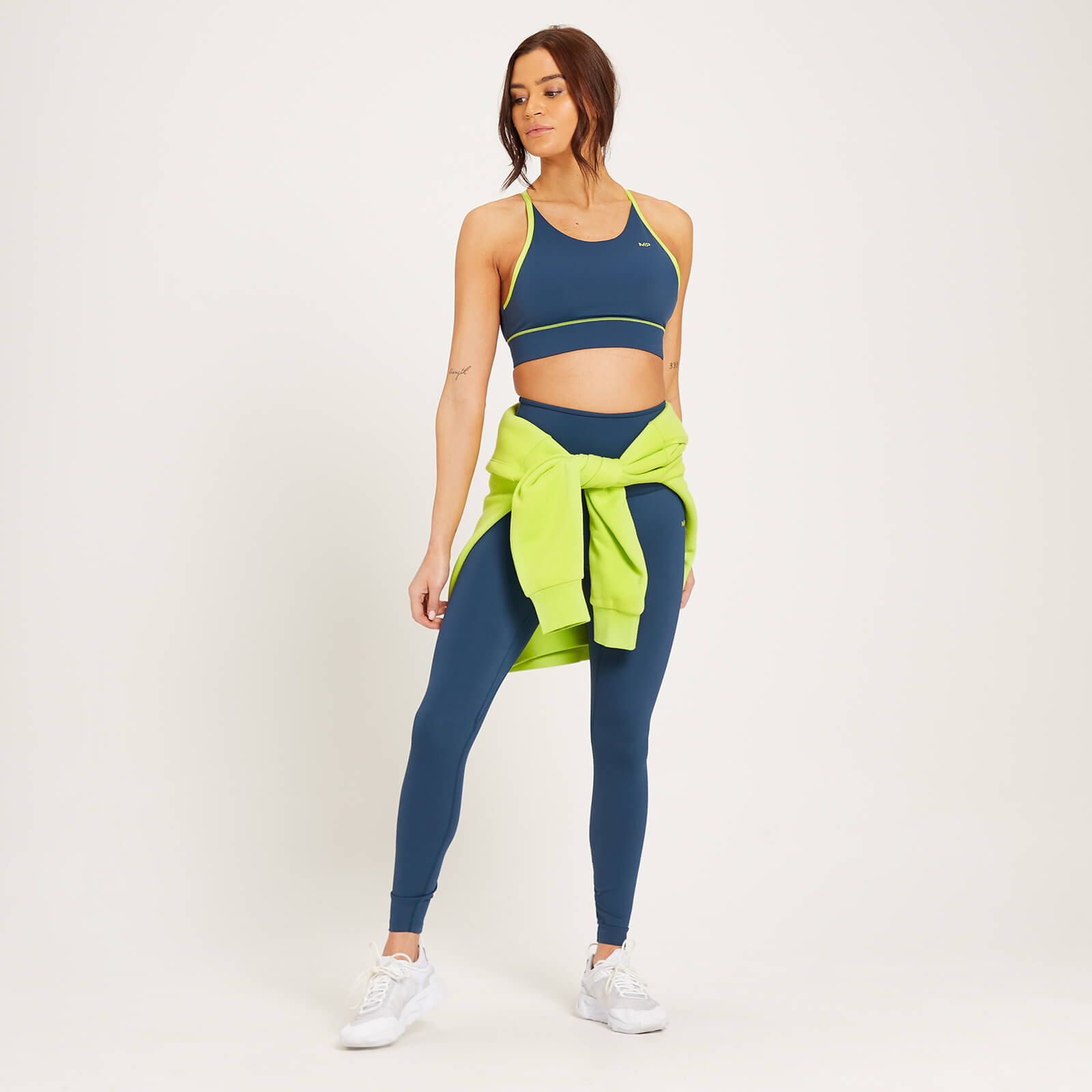 Brassière de sport réversible MP Adapt pour femmes – Bleu poudré/Citron vert fluo