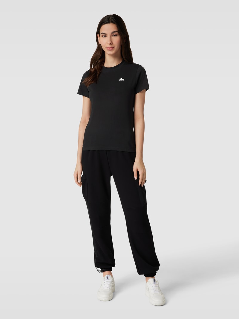 T-Shirt mit Rundhalsausschnitt in schwarz