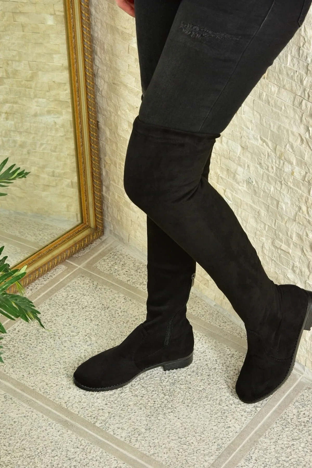 Fox Shoes  Schwarze elastische Overknee-Stiefel für Damen mit flexiblen Socken G268573002