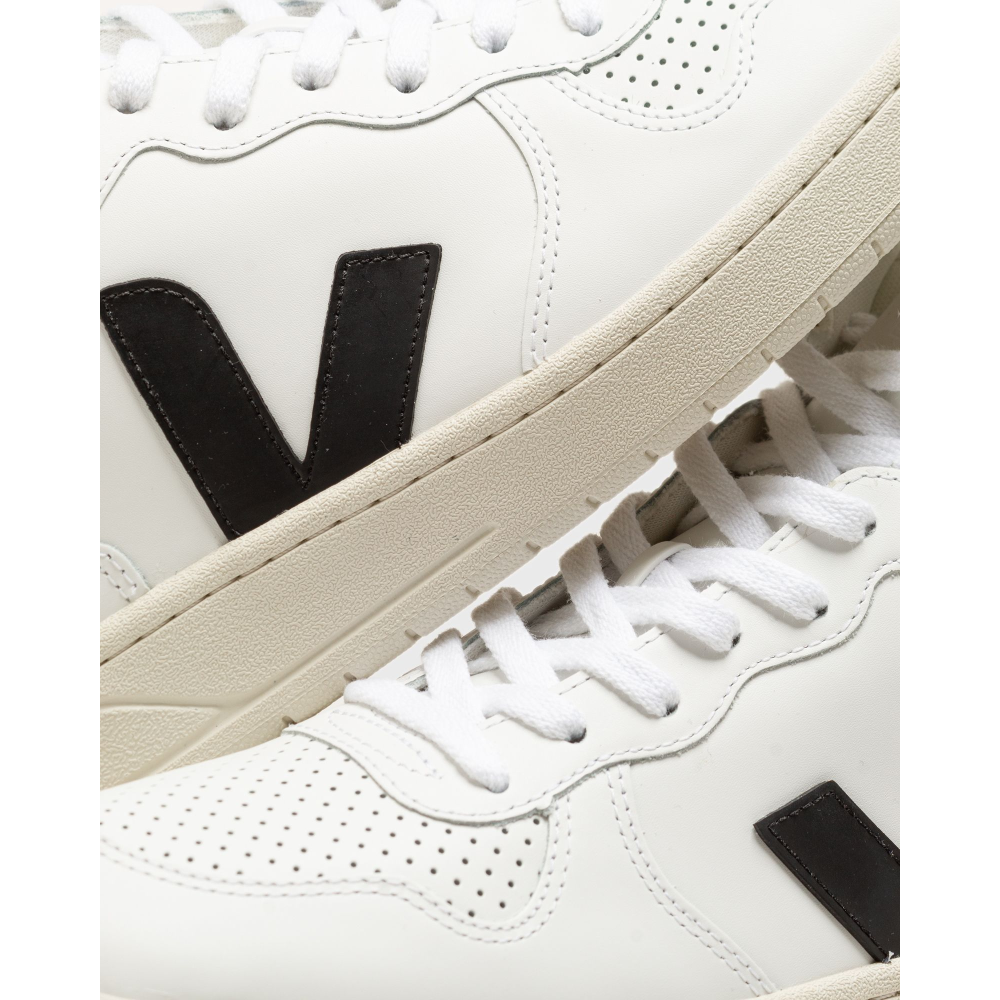 VEJA V 15 LEATHER VQ0203304B / weiss