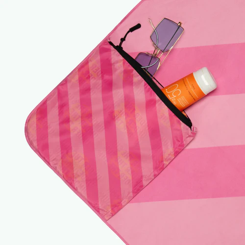 Punta Coco - Pink rectangular microfiber towel