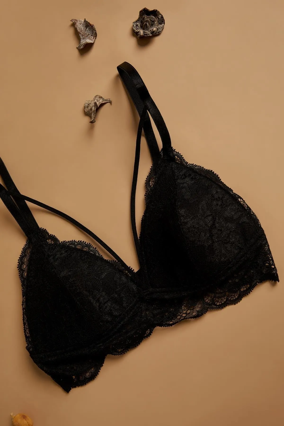 DeFacto  Gepolstertes Triangel-Bralette „Fall In Love“ aus Spitze
