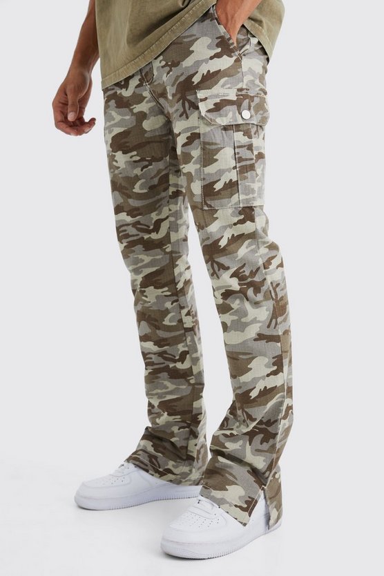 Slim-Fit Camouflage Cargo-Hose mit geteiltem Saum