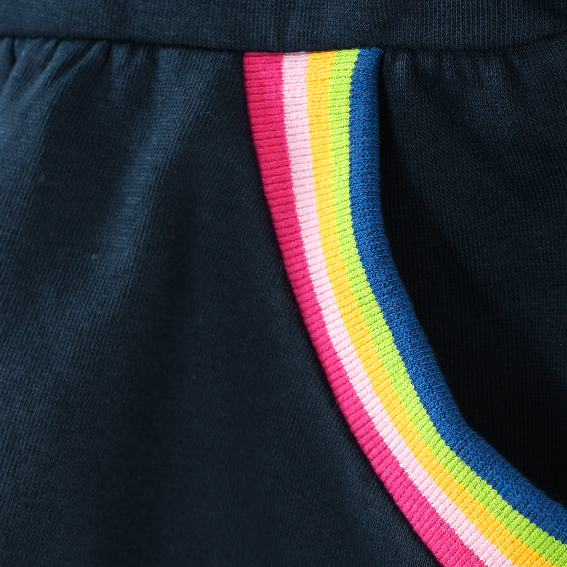 Mädchen Sweatkleid mit bunten Akzenten