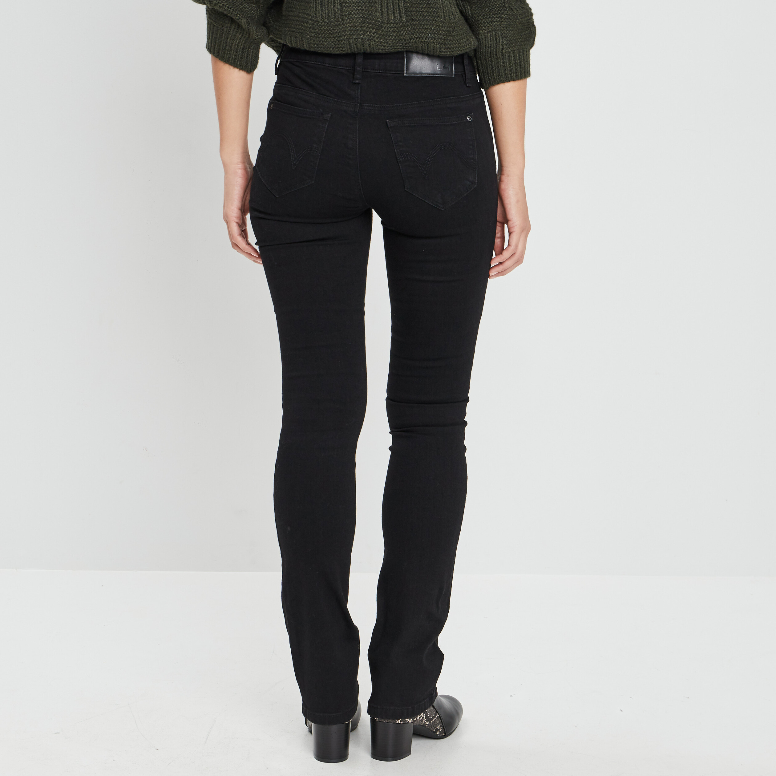 Jeans bootcut taille normale noir femme | La Halle