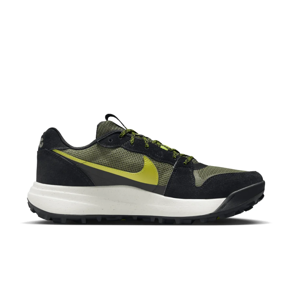 Nike ACG Lowcate DM8019-300 / grün