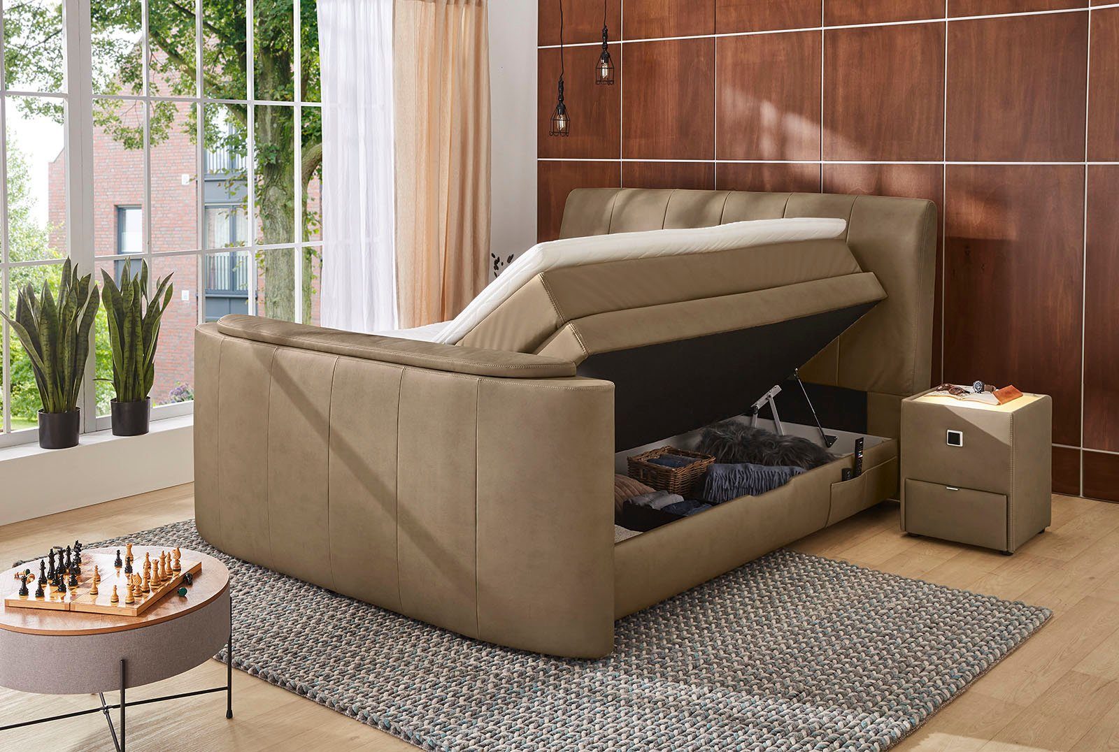 Jockenhöfer Gruppe Boxspringbett Bel Air, mit versenkbarem TV-Lift und Fernbedienung, Bettkasten/Stauraum