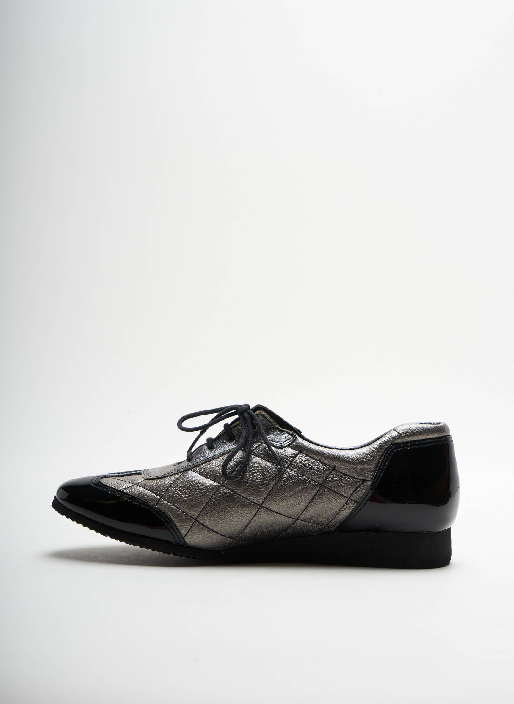 Elantine Chaussures Confort Femme couleur noir
