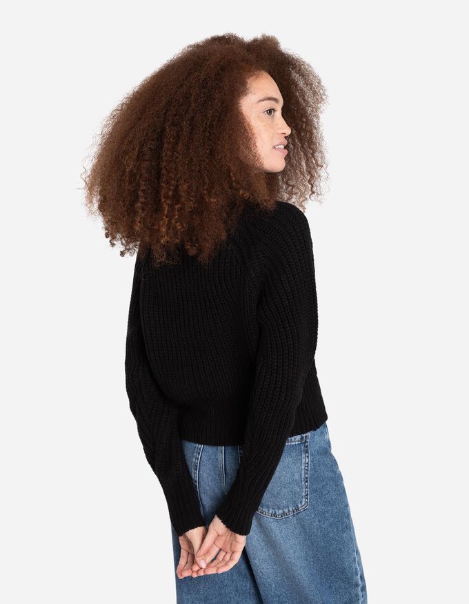 Strickpullover - Überschnittene Schultern