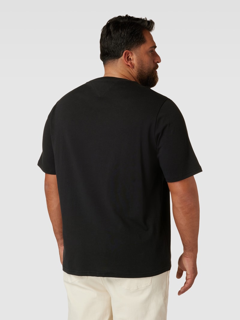 PLUS SIZE T-Shirt mit Label-Print in schwarz