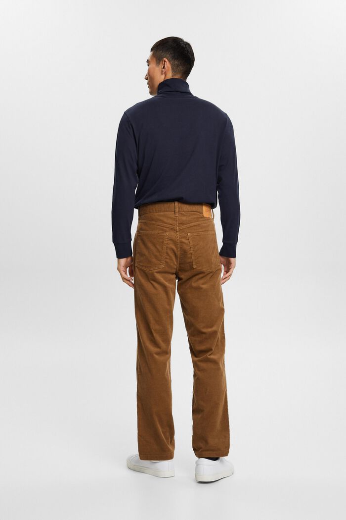 Cordhose in gerader Passform