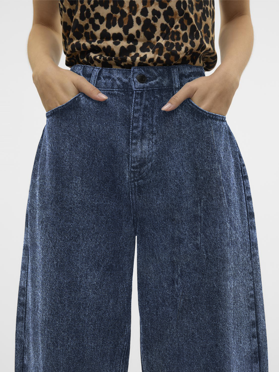 VMOLLIE Ballon Schnitt Jeans