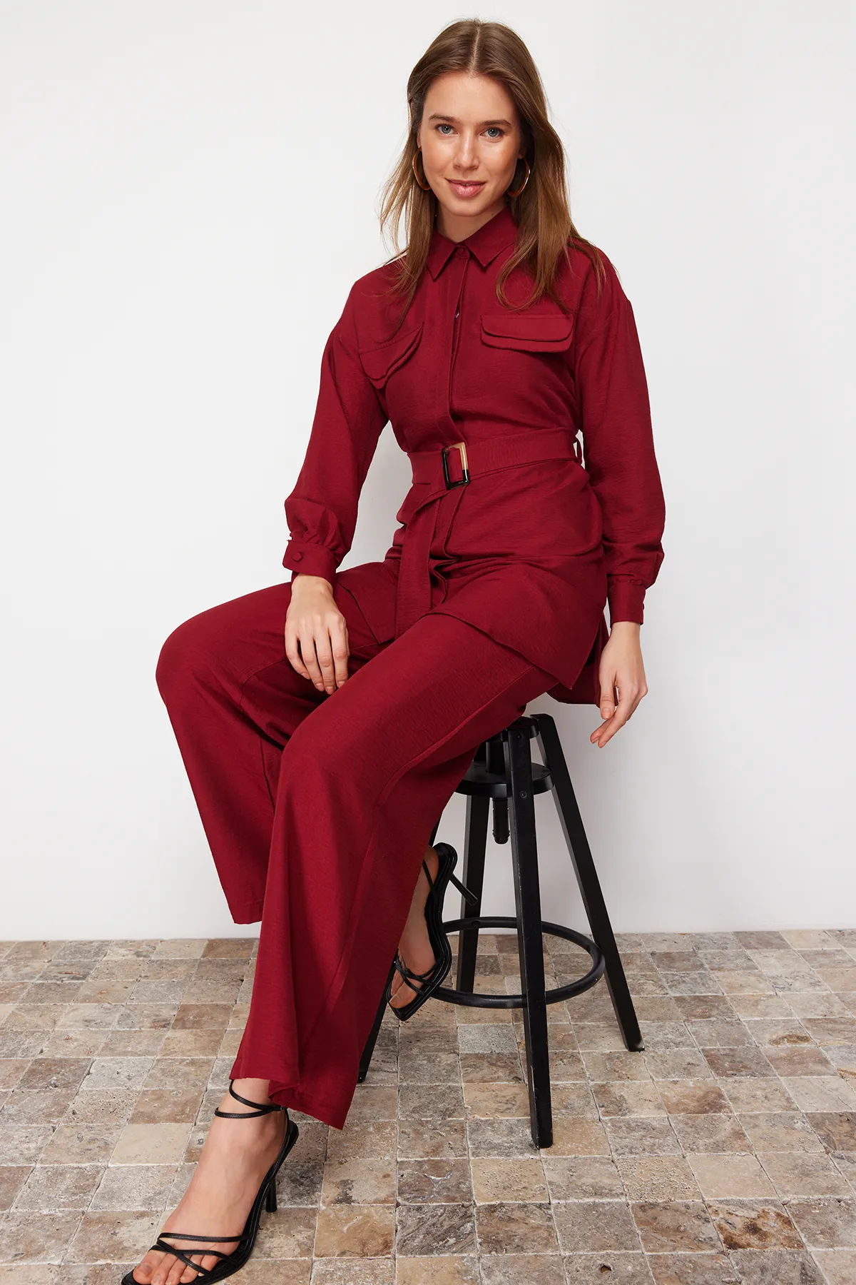 Trendyol Modest  Rotes gewebtes Oberteil- und Unterteil-Set TCTSS24US00061